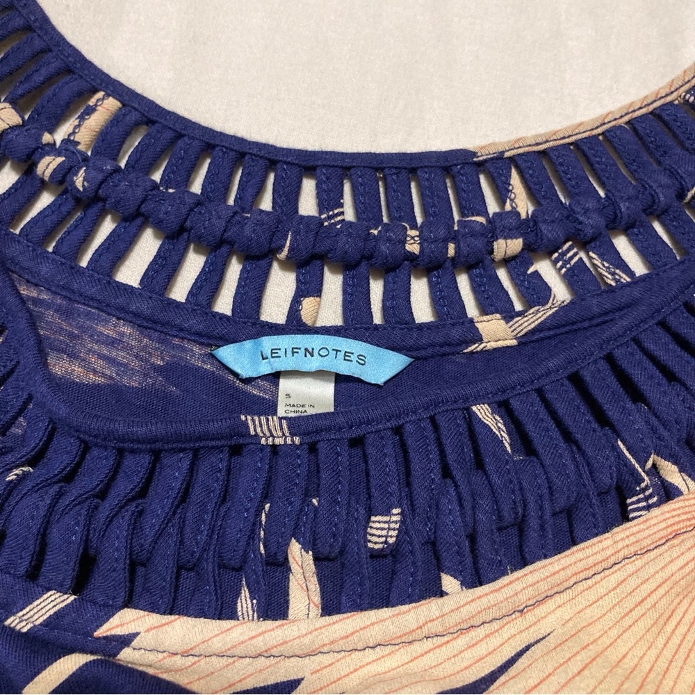 Leifnotes by Anthropologie Navy Blue Sleeveless Knit Dress with‎ Floral Print - Picture 12 of 13